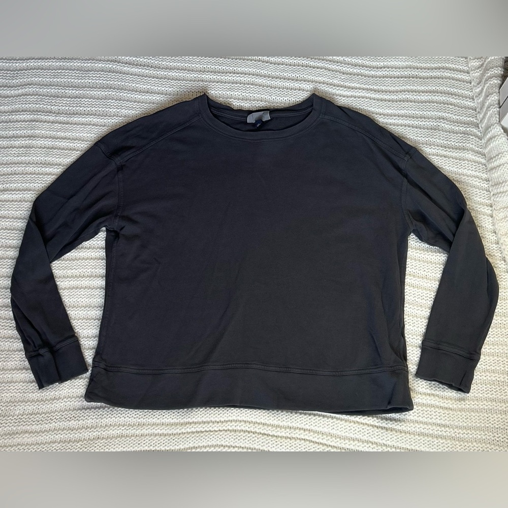 Universal Thread, Charcoal Grey Long Sleeve, Size L